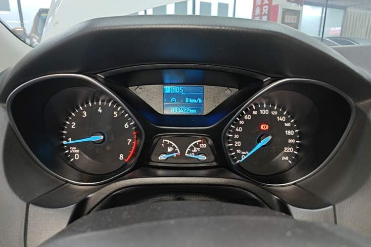 Used Ford Focus 2017 Hatchback 1.6L Automatic Fashion Edition Smart Drive Version Instrument Cluster