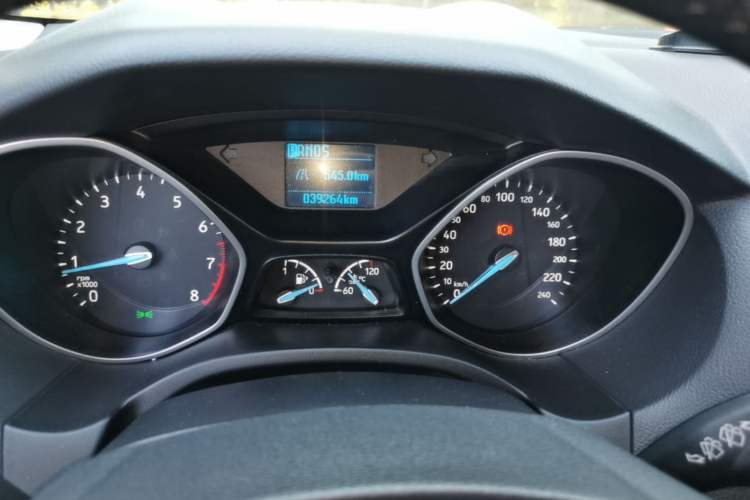 Used Ford Focus 2017 Hatchback 1.6L Automatic Comfort Plus SmartDrive Edition Instrument Cluster