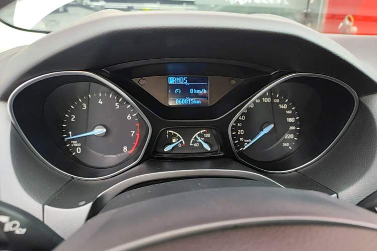 Used Ford Focus 2017 Hatchback 1.6L Automatic Fashion Edition Smart Drive Version Instrument Cluster