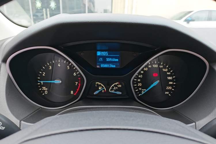 Used Ford Focus 2017 Sedan 1.6L Automatic Comfort Plus SmartDrive Edition Instrument Cluster