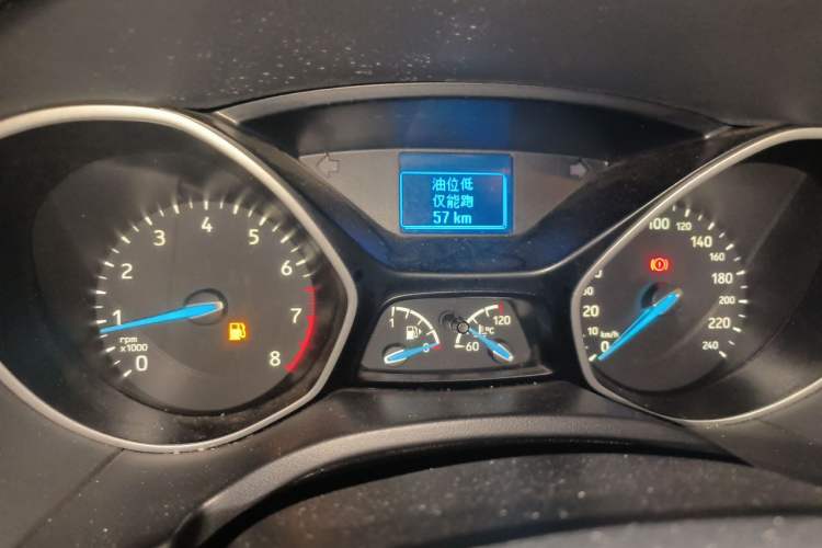 Used Ford Focus 2017 Hatchback 1.6L Manual Comfort Plus SmartDrive Edition Instrument Cluster