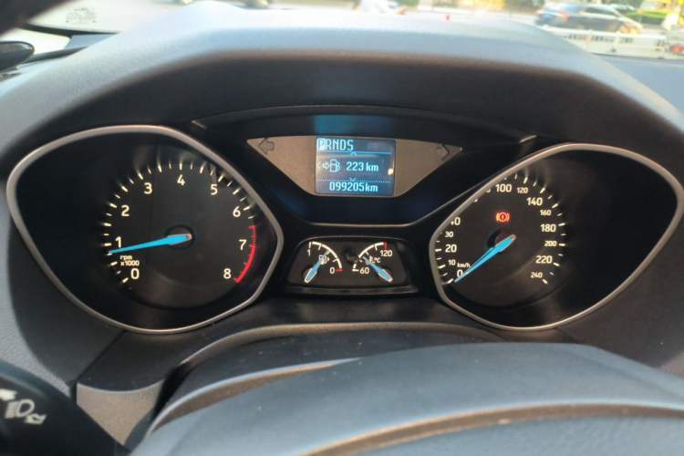 Used Ford Focus 2017 Sedan 1.6L Automatic Comfort Plus SmartDrive Edition Instrument Cluster