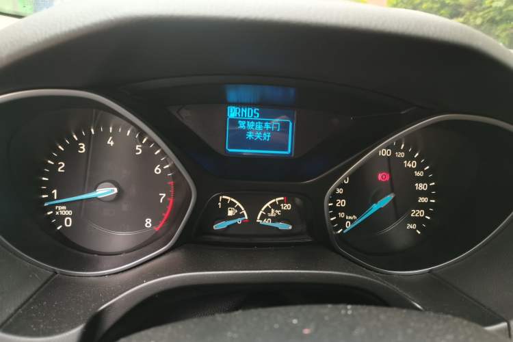 Used Ford Focus 2017 Hatchback 1.6L Automatic Fashion Edition Smart Drive Version Instrument Cluster