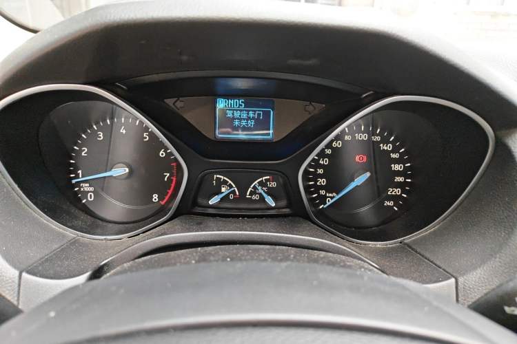 Used Ford Focus 2017 Hatchback 1.6L Automatic Fashion Edition Smart Drive Version Instrument Cluster