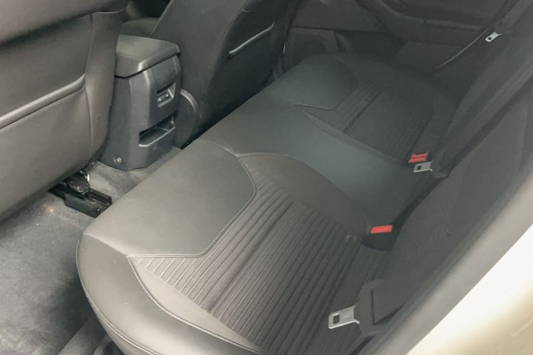 Used Ford Focus 2017 Hatchback EcoBoost 180 Automatic Elite Model Interior 2