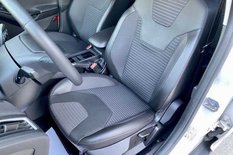 Used Ford Focus 2017 Hatchback EcoBoost 180 Automatic Elite Model Interior 2