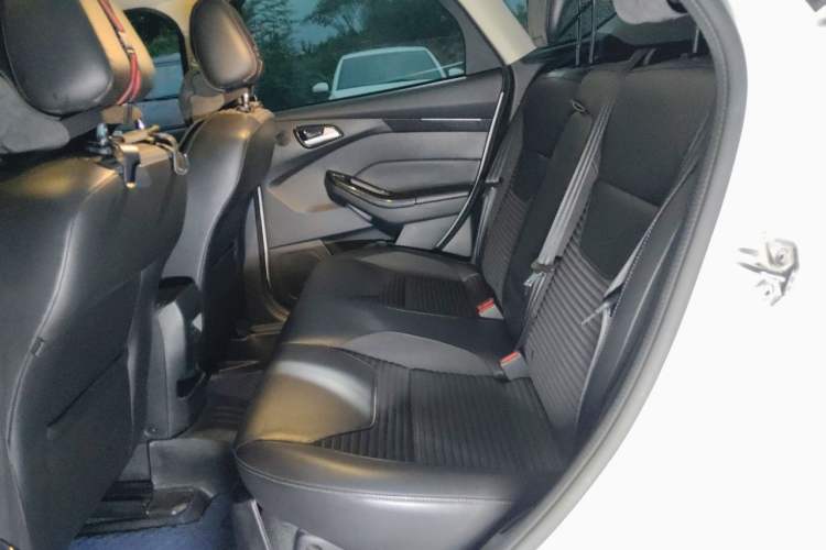 Used Ford Focus 2017 Hatchback EcoBoost 180 Automatic Sport Model Interior 4