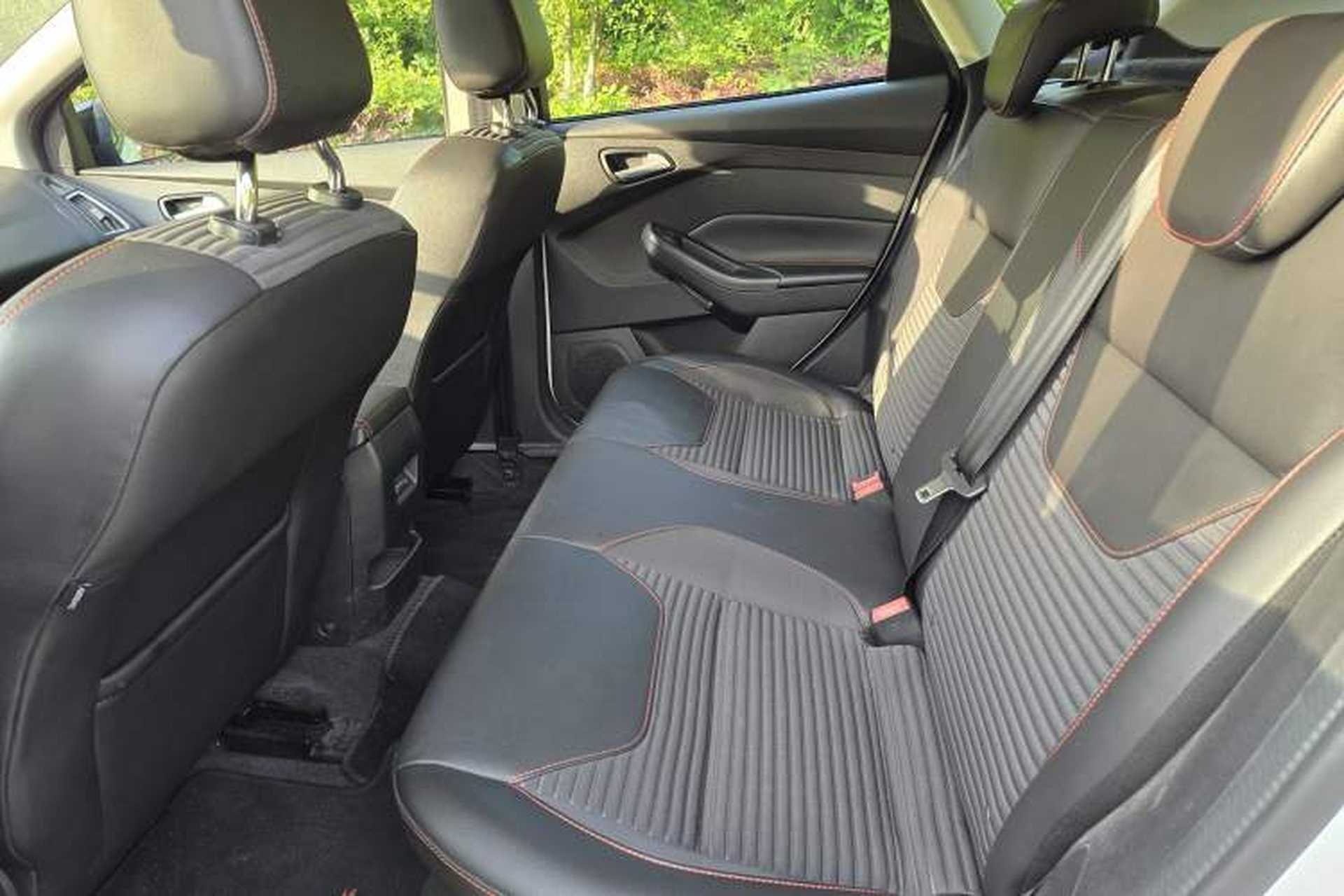 Used Ford Focus 2017 1.5T CTCC White and Black Limited Edition Interior 4