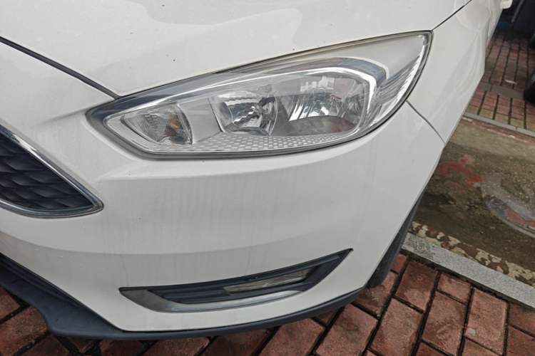 Used Ford Focus 2017 Hatchback 1.6L Automatic Fashion Edition Smart Drive Version Left Front Headlight