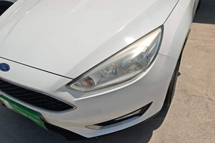 Used Ford Focus 2017 Hatchback 1.6L Automatic Fashion Edition Smart Drive Version Left Front Headlight