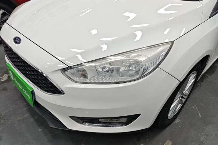 Used Ford Focus 2017 Hatchback 1.6L Automatic Fashion Edition Smart Drive Version Left Front Headlight