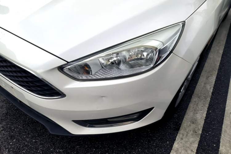 Used Ford Focus 2017 Hatchback 1.6L Automatic Fashion Edition Smart Drive Version Left Front Headlight