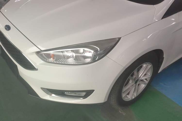 Used Ford Focus 2017 Hatchback 1.6L Automatic Fashion Edition Smart Drive Version Left Front Headlight