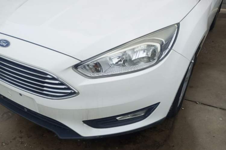 Used Ford Focus 2017 Sedan 1.6L Automatic Comfort Plus SmartDrive Edition Left Front Headlight