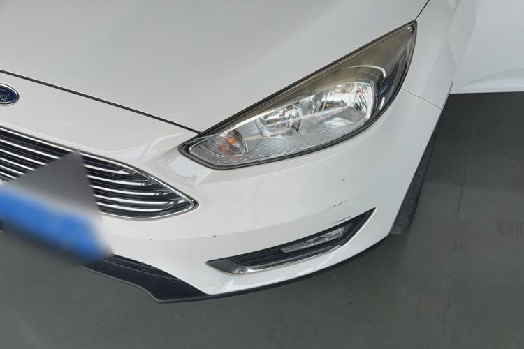 Used Ford Focus 2017 Sedan EcoBoost 180 Automatic Elite Model Left Front Headlight