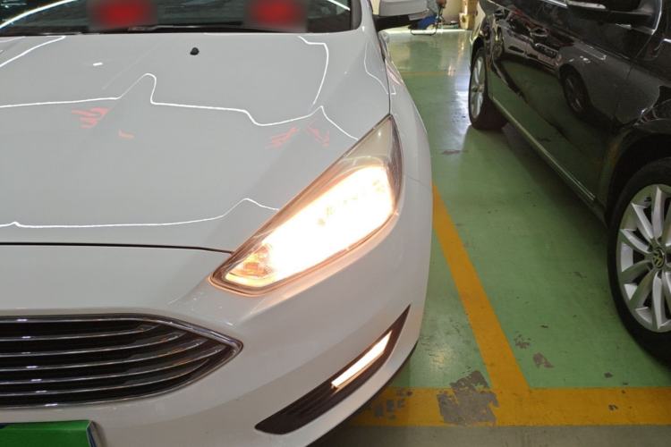 Used Ford Focus 2017 Sedan 1.6L Automatic Comfort Plus SmartDrive Edition Left Front Headlight