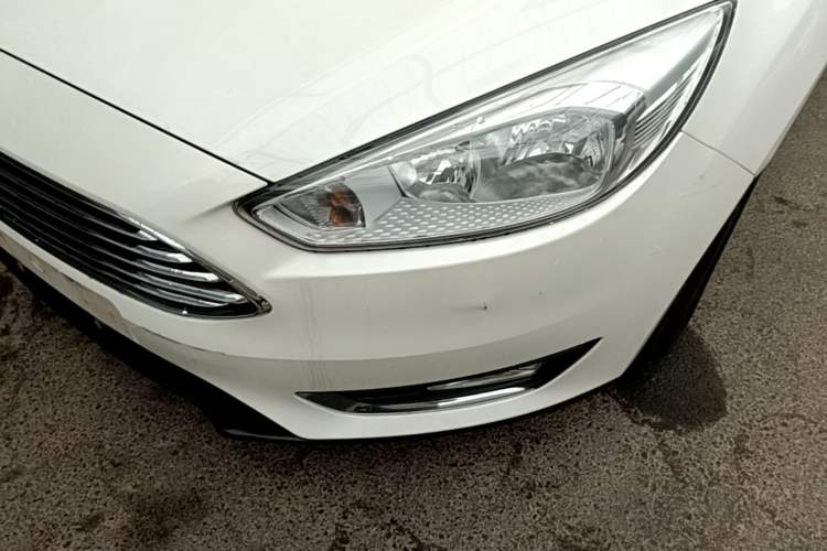 Used Ford Focus 2017 Sedan EcoBoost 180 Automatic Elite Model Left Front Headlight
