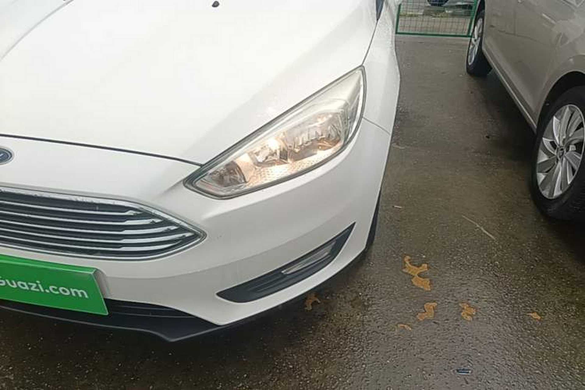 Used Ford Focus 2017 Sedan 1.6L Automatic Comfort Plus SmartDrive Edition Left Front Headlight