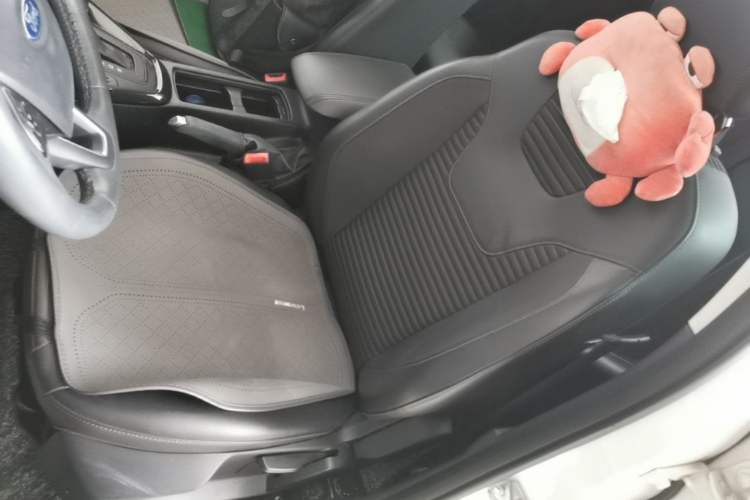 Used Ford Focus 2017 Sedan 1.6L Automatic Fashion Edition Smart Drive Version Left Front Seat