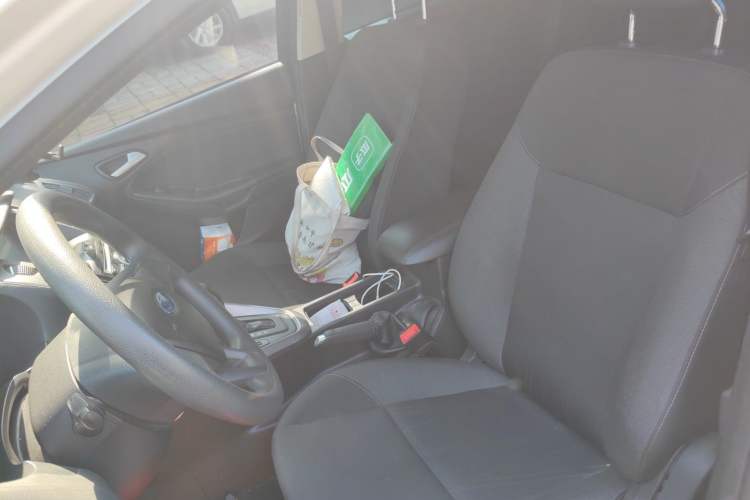 Used Ford Focus 2017 Hatchback 1.6L Automatic Comfort Plus SmartDrive Edition Left Front Seat