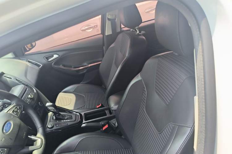 Used Ford Focus 2017 Sedan EcoBoost 180 Automatic Elite Model Left Front Seat