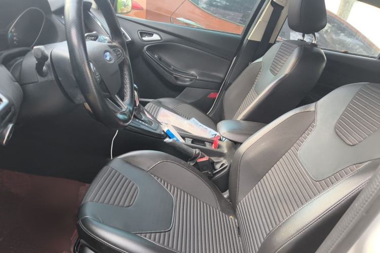 Used Ford Focus 2017 Sedan 1.6L Automatic Fashion Edition Smart Drive Version Left Front Seat