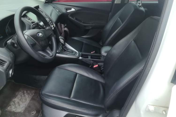Used Ford Focus 2017 Hatchback 1.6L Automatic Comfort Plus SmartDrive Edition Left Front Seat