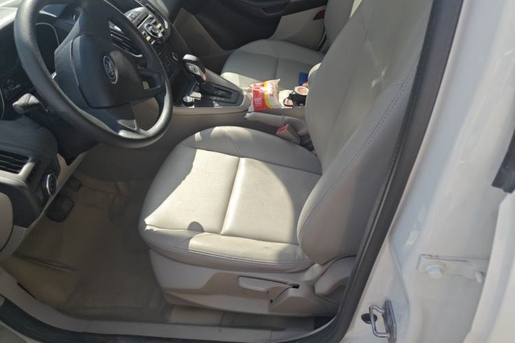 Used Ford Focus 2017 Sedan 1.6L Automatic Comfort Plus SmartDrive Edition Left Front Seat