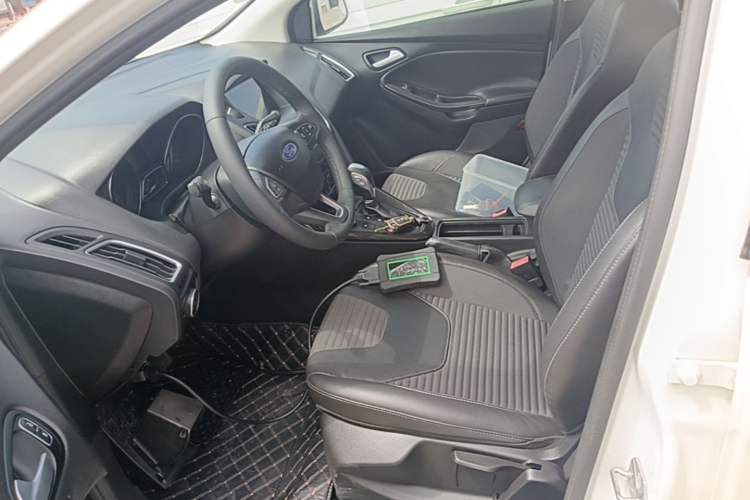 Used Ford Focus 2017 Hatchback EcoBoost 180 Automatic Elite Model Left Front Seat