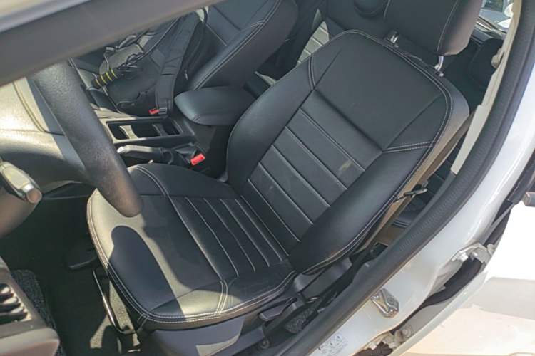 Used Ford Focus 2017 Hatchback 1.6L Automatic Comfort Plus SmartDrive Edition Left Front Seat