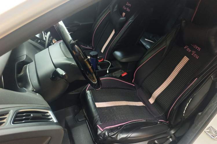 Used Ford Focus 2017 Sedan 1.6L Automatic Fashion Edition Smart Drive Version Left Front Seat