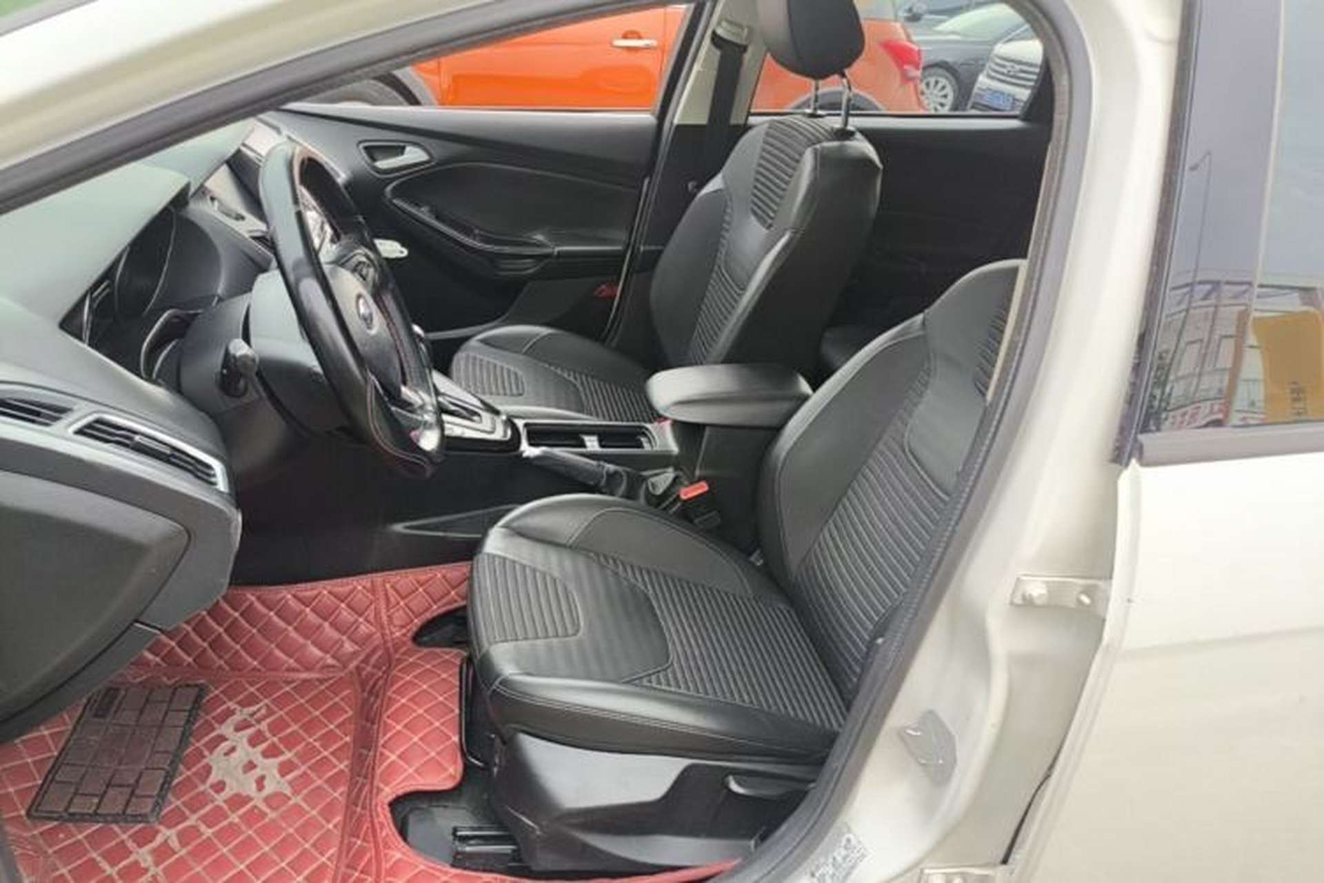 Used Ford Focus 2017 Hatchback 1.6L Automatic Fashion Edition Smart Drive Version Left Front Seat