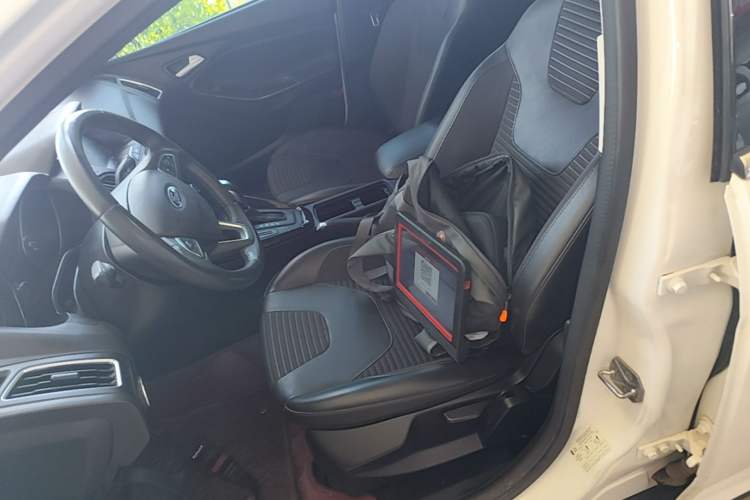 Used Ford Focus 2017 Sedan 1.6L Automatic Fashion Edition Smart Drive Version Left Front Seat