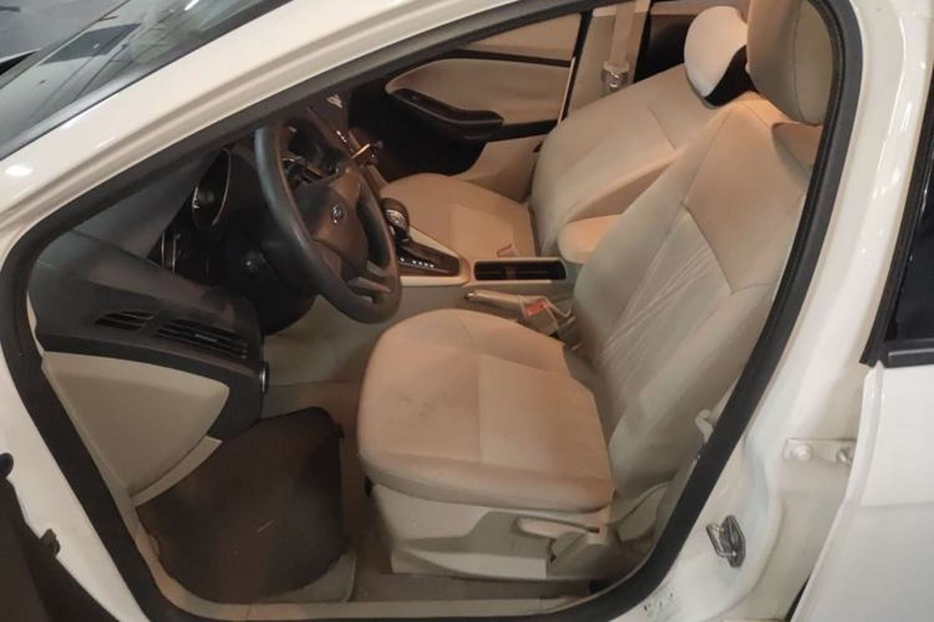Used Ford Focus 2017 Sedan 1.6L Automatic Comfort Plus SmartDrive Edition Left Front Seat