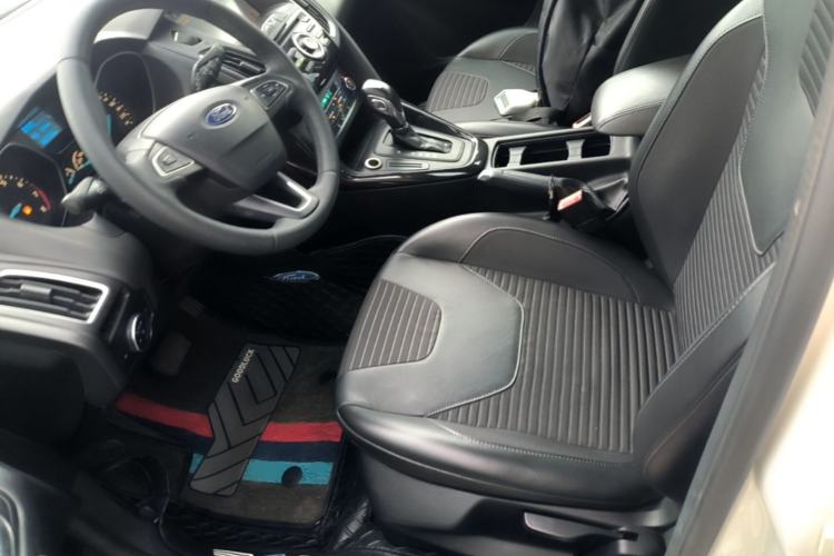 Used Ford Focus 2017 Hatchback 1.6L Automatic Fashion Edition Smart Drive Version Left Front Seat