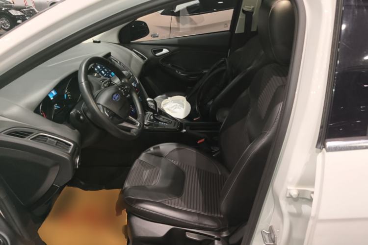 Used Ford Focus 2017 Sedan EcoBoost 180 Automatic Elite Model Left Front Seat