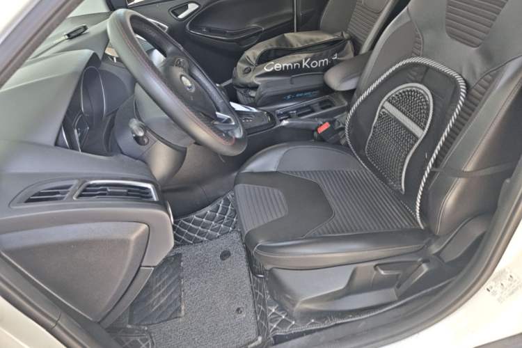 Used Ford Focus 2017 Sedan EcoBoost 180 Automatic Elite Model Left Front Seat