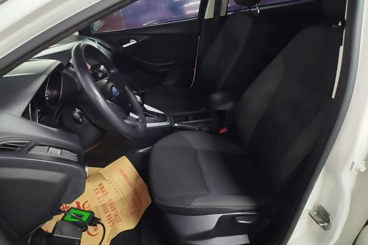 Used Ford Focus 2017 Hatchback 1.6L Automatic Comfort Plus SmartDrive Edition Left Front Seat