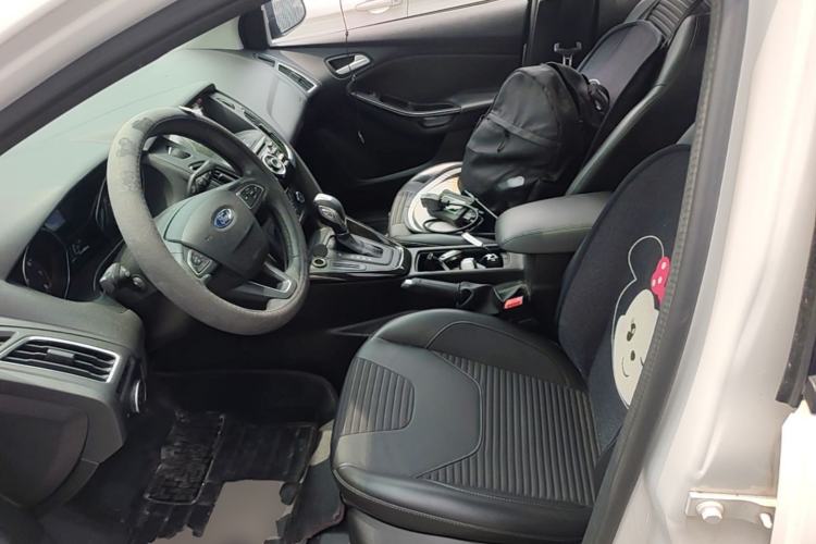Used Ford Focus 2017 Sedan 1.6L Automatic Fashion Edition Smart Drive Version Left Front Seat