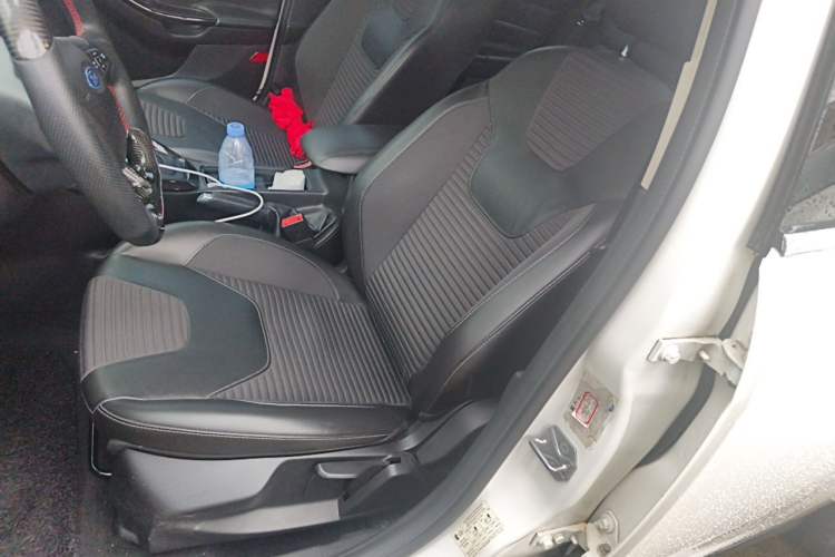 Used Ford Focus 2017 Sedan EcoBoost 180 Automatic Elite Model Left Front Seat