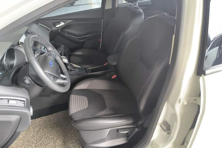 Used Ford Focus 2017 Sedan 1.6L Automatic Fashion Edition Smart Drive Version Left Front Seat