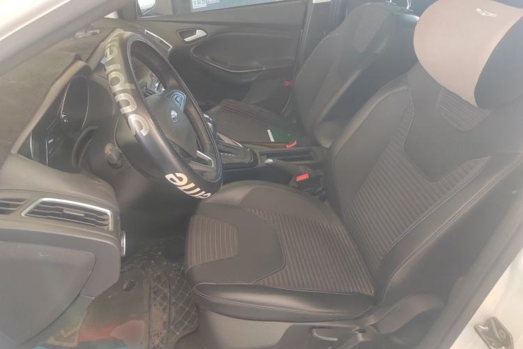 Used Ford Focus 2017 Hatchback EcoBoost 125 Automatic - Ultra-Powerful Style Edition with Smart Drive Features Left Front Seat