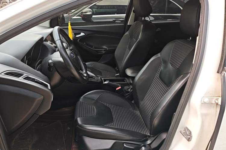 Used Ford Focus 2017 Hatchback EcoBoost 180 Automatic Elite Model Left Front Seat