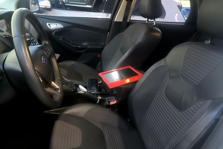 Used Ford Focus 2017 Hatchback 1.6L Automatic Fashion Edition Smart Drive Version Left Front Seat