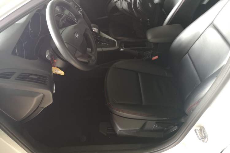 Used Ford Focus 2017 Hatchback 1.6L Automatic Comfort Plus SmartDrive Edition Left Front Seat