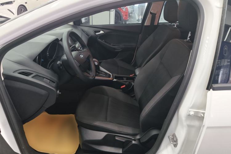 Used Ford Focus 2017 Hatchback 1.6L Automatic Comfort Plus SmartDrive Edition Left Front Seat