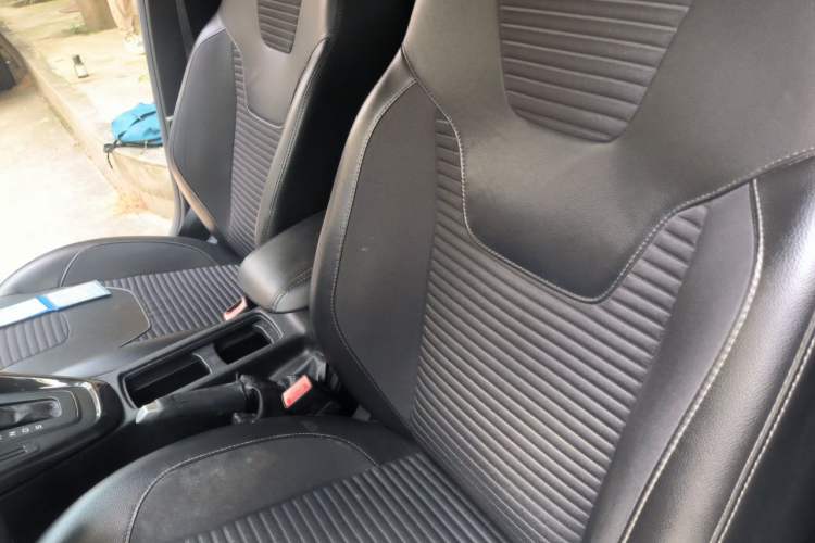 Used Ford Focus 2017 Sedan 1.6L Automatic Fashion Edition Smart Drive Version Left Front Seat