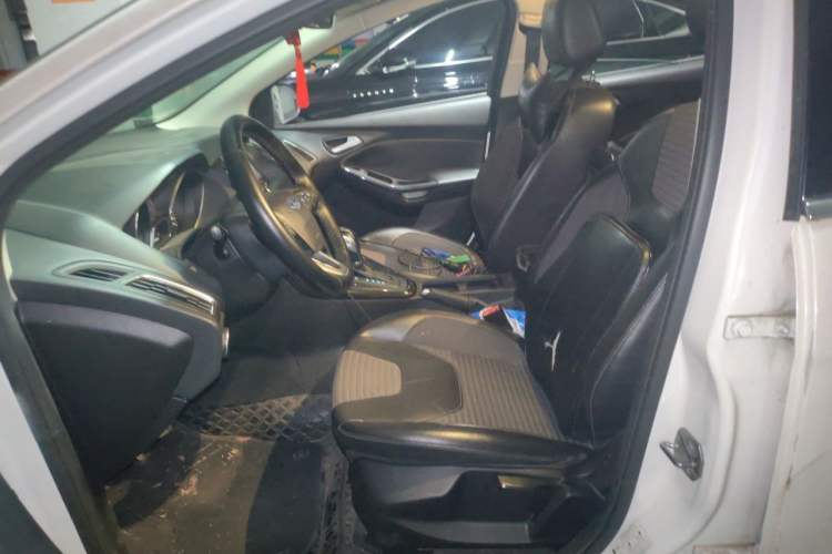 Used Ford Focus 2017 Sedan EcoBoost 180 Automatic Elite Model Left Front Seat
