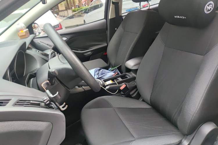 Used Ford Focus 2017 Hatchback 1.6L Automatic Comfort Plus SmartDrive Edition Left Front Seat