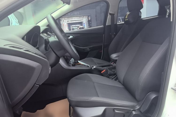 Used Ford Focus 2017 Hatchback 1.6L Automatic Comfort Plus SmartDrive Edition Left Front Seat